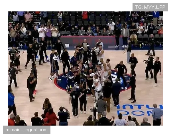 快船马瑟林替补席提供爆炸输出 第三节独得12分稳住局势成获胜奇兵 快船马瑟林替补席提供爆炸输出 第三节独得12分稳住局势成获胜奇兵